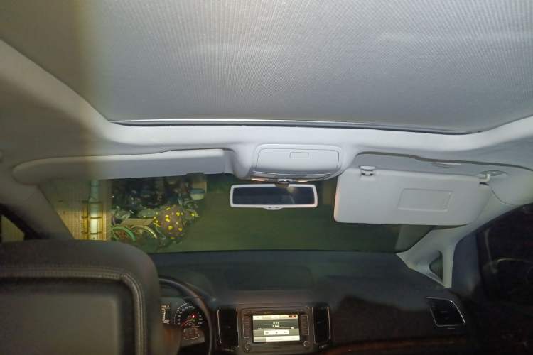 Used Volkswagen Sharan 2012 2.0 TSI Comfort Edition Euro IV
