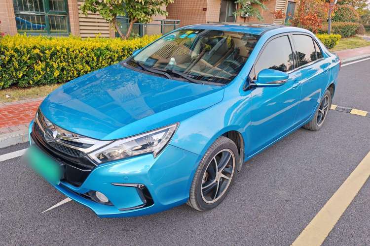 Used BYD Qin New Energy 2014 1.5T Cool Black Knight Flagship Model