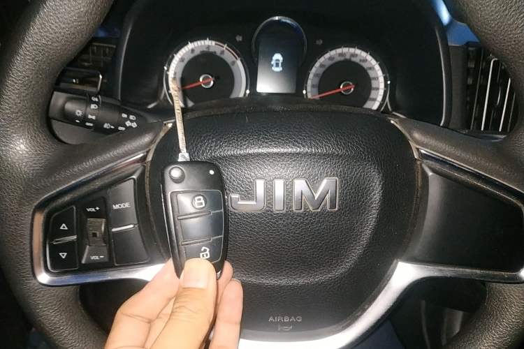 Used Isuzu JLM 2020 2.8T Classic Two-Wheel Drive Diesel Euro VI Comfort Plus Extended Version JE493ZLQ6E
