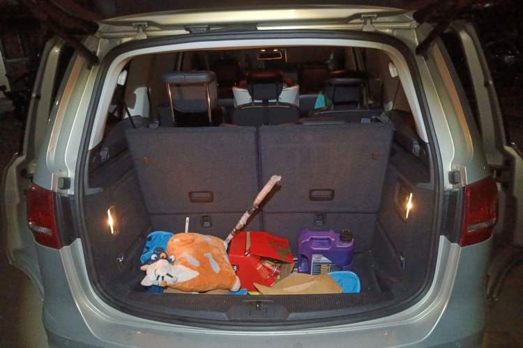 Used Volkswagen Sharan 2012 2.0 TSI Comfort Edition Euro IV
