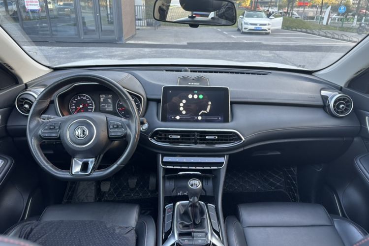 Used MG HS 2019 20T Manual Two-Wheel Drive Luxury Edition China VI Standard