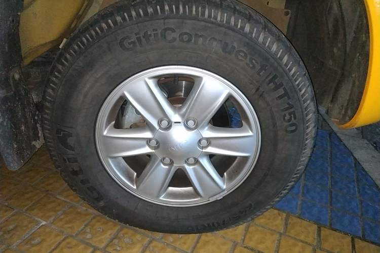 Used Isuzu JLM 2020 2.8T Classic Two-Wheel Drive Diesel Euro VI Comfort Plus Extended Version JE493ZLQ6E
