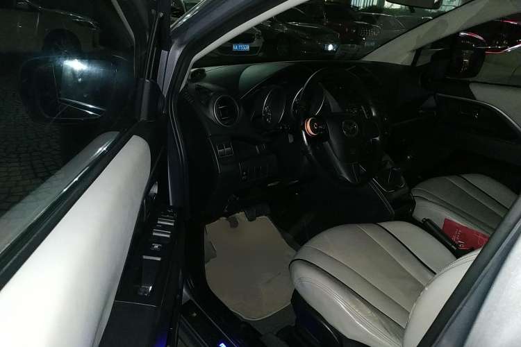 Used Mazda Mazda 5 2011 2.0L Manual Comfort Edition
