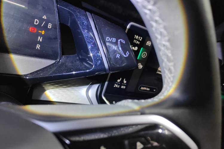 Used Volkswagen ID.6 X 2022 Smart Enjoyment Long-Range Edition
