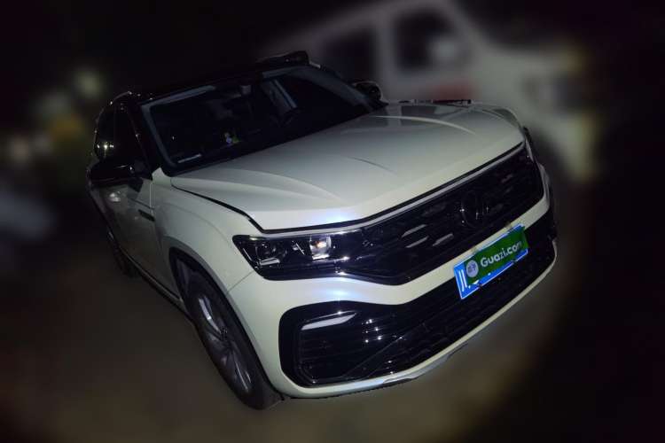 Used Volkswagen Tayron X 2020 330TSI Two-Wheel Drive Luxury Smart Connectivity Version Front Right 45 Deg