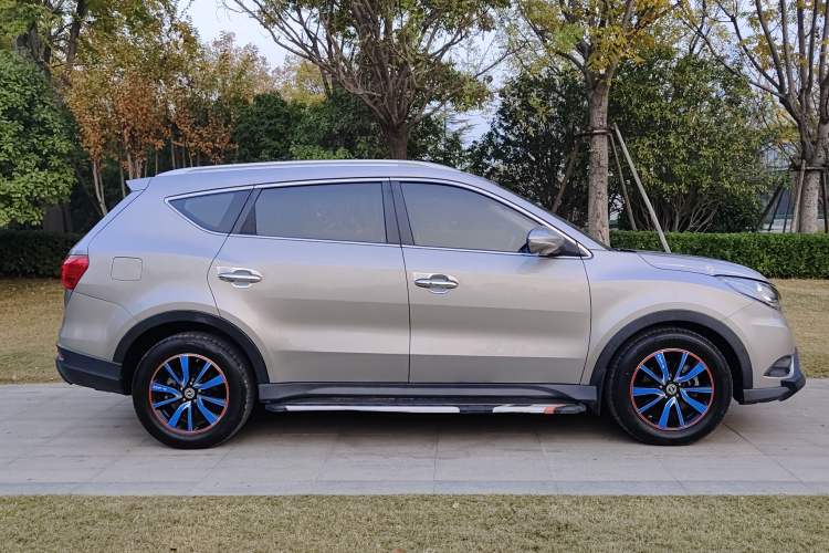 Used Dongfeng Fengon 580 2017 Revised Version 1.5T CVT Luxury Edition