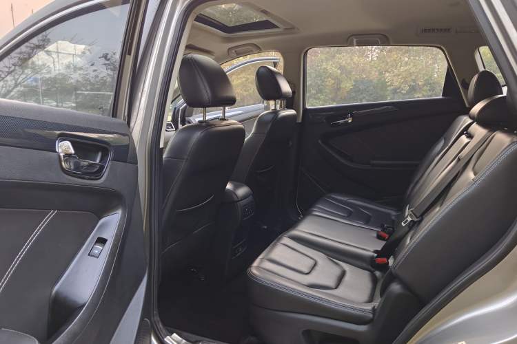 Used Dongfeng Fengon 580 2017 Revised Version 1.5T CVT Luxury Edition