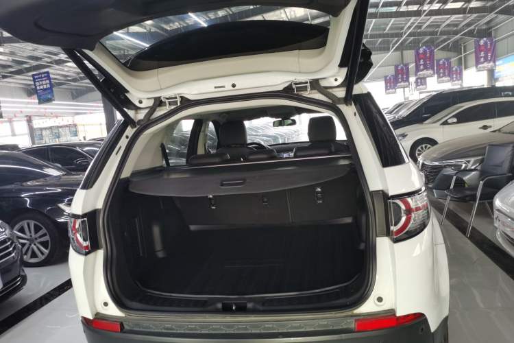 Used Land Rover Discovery Sport 2018 240 PS SE Version
