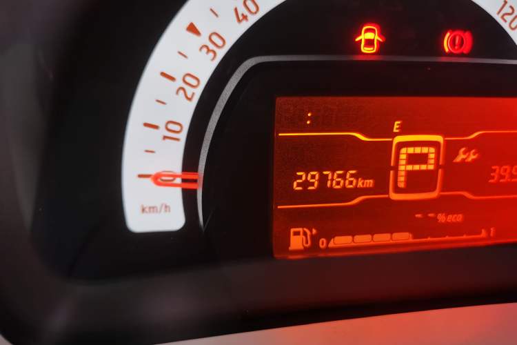 Used smart forfour 2018 1.0L 52 kW Dynamic Edition
