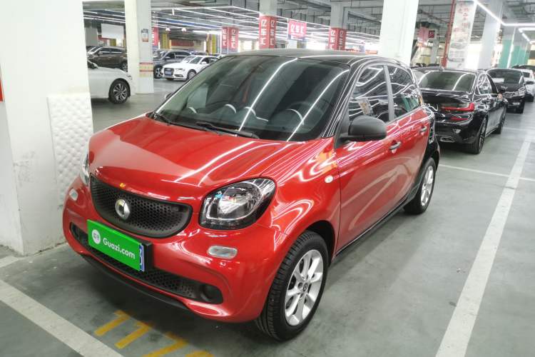 Used smart forfour 2018 1.0L 52 kW Dynamic Edition