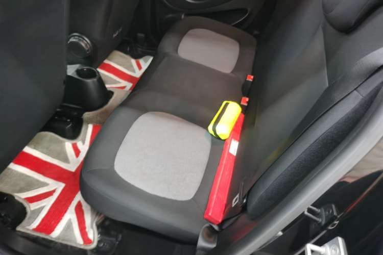 Used smart forfour 2018 1.0L 52 kW Dynamic Edition
