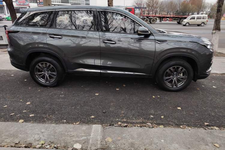 Used CHANGAN CS75 PLUS 2020 1.5T Manual Luxury Version
