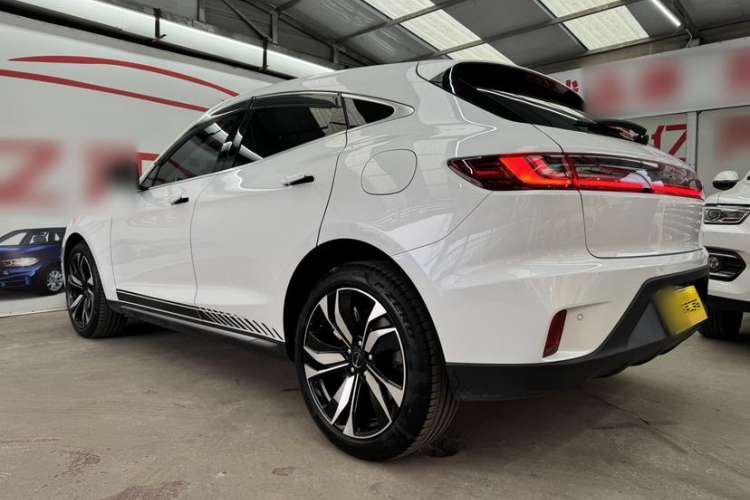 Used SERES SF5 2021 Four-Wheel Drive Freedom Expedition Edition
