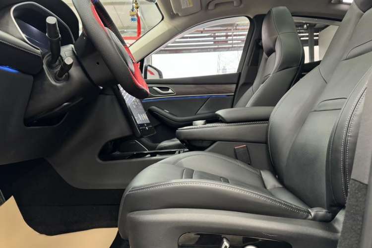 Used SERES SF5 2021 Four-Wheel Drive Freedom Expedition Edition
