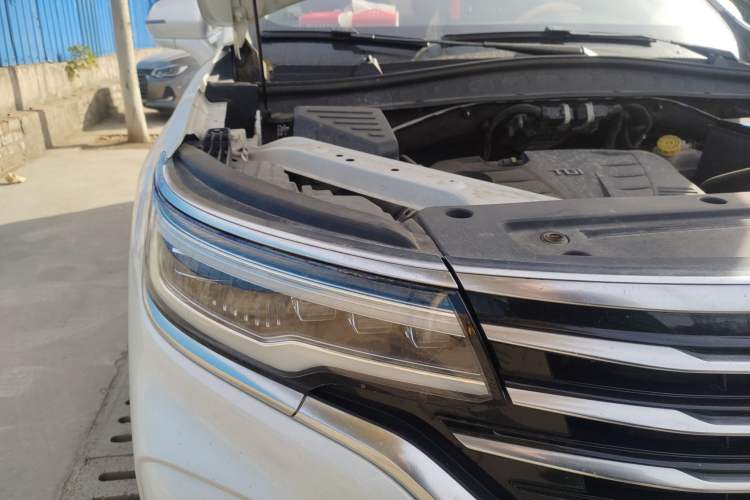 Used Roewe RX5 MAX 2019 300TGI Automatic 4G Connect Luxury Edition
