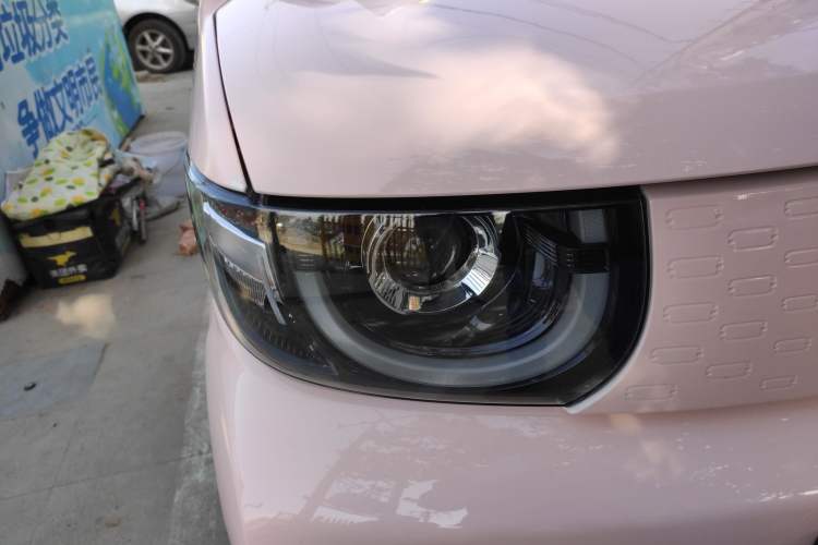 Used Chery New Energy QQ Ice Cream 2022 120km Conical Shape Lithium Iron Phosphate Right Front Headlight