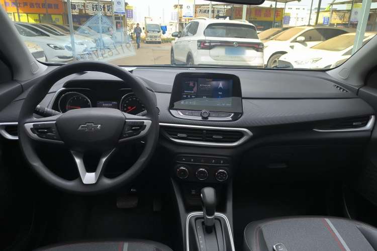 Used Chevrolet Trax 2019 Redline 335T CVT Top-Tier Model China VI Standard