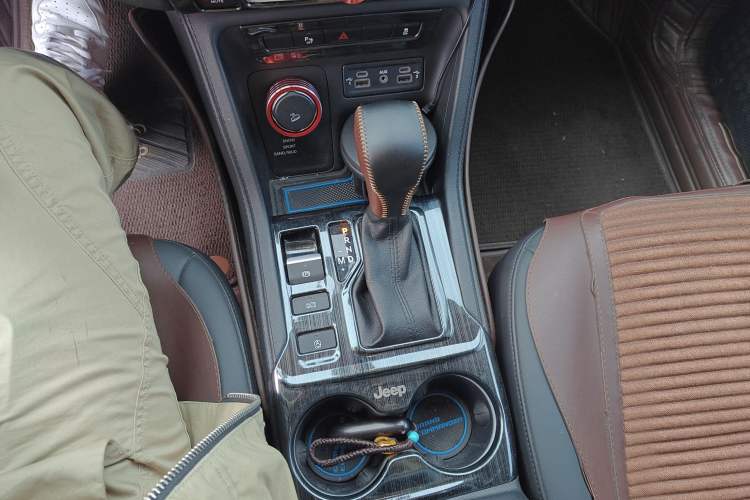 Used Jeep Commander 2018 2.0T Four-Wheel Drive Prestige Edition China V