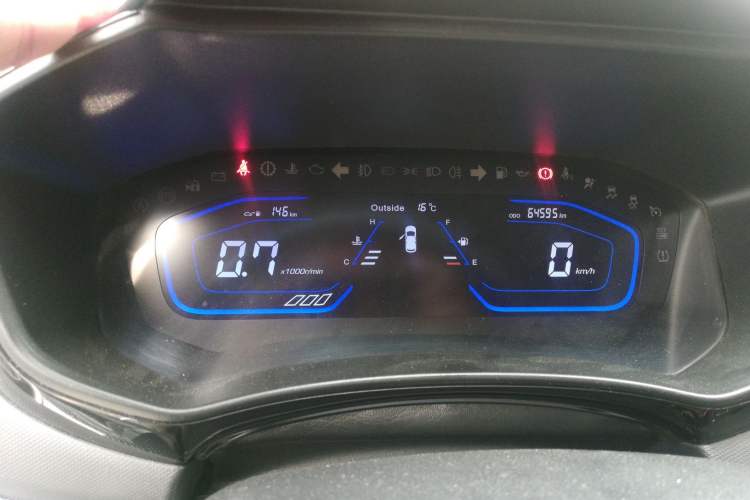 Used CHANGAN OSHAN A800 2017 1.6L Manual Comfort Model
