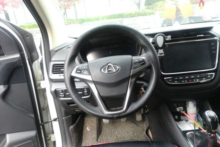 Used CHANGAN OSHAN A800 2017 1.6L Manual Comfort Model
