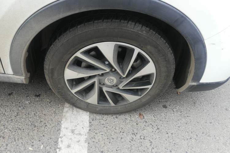 Used CHANGAN OSHAN A800 2017 1.6L Manual Comfort Model
