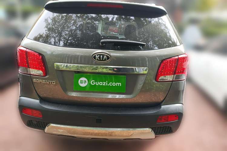 Used Kia Sorento 2012 2.4L Gasoline Supreme Edition
