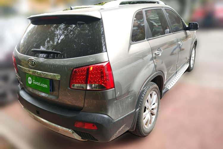 Used Kia Sorento 2012 2.4L Gasoline Supreme Edition
