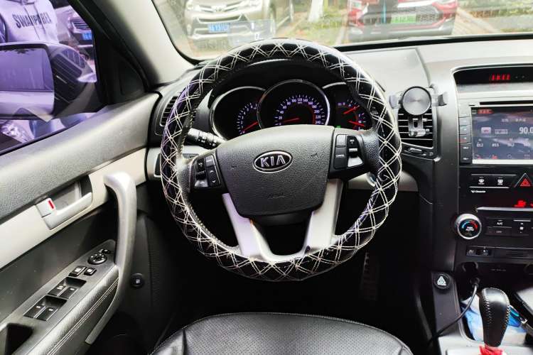Used Kia Sorento 2012 2.4L Gasoline Supreme Edition
