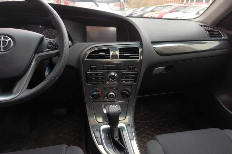 Used Brilliance V5 2014 1.5T Automatic Two-Wheel Drive Sport Model