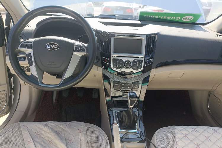 Used BYD Surui 2014 1.5L Manual Luxury Model