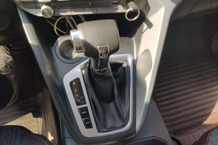 Used Chana F70 2021 2.4T Gasoline Automatic Two-Wheel Drive Luxury Edition Standard Wheelbase 4K22D4T
