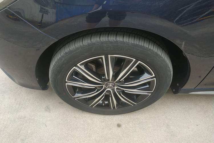 Used BYD Song MAX New Energy 2019 DM 1.5T Smart Connect Advanced 6-Seater China VI Standard