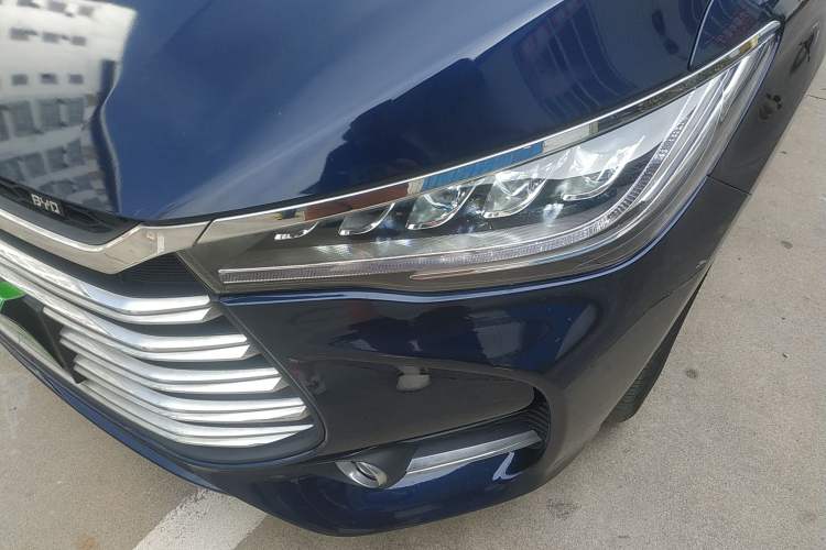 Used BYD Song MAX New Energy 2019 DM 1.5T Smart Connect Advanced 6-Seater China VI Standard
