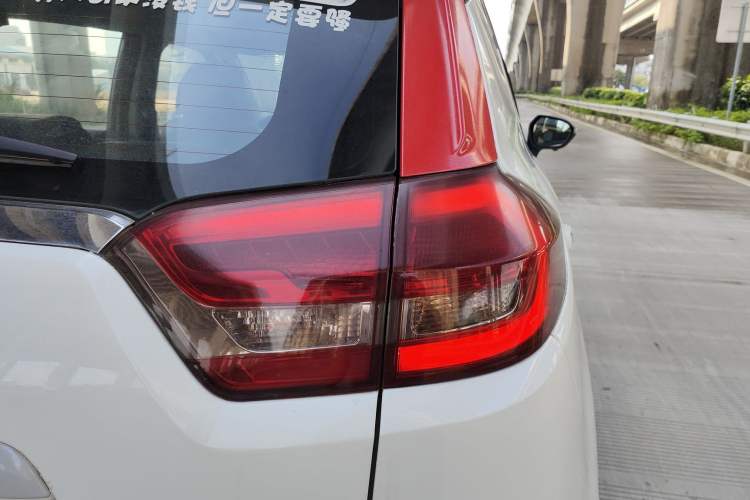 Used Haima S5 Youth Edition 2018 1.6L CVT Flagship Model
