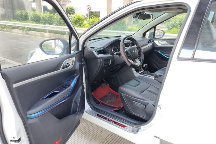 Used Haima S5 Youth Edition 2018 1.6L CVT Flagship Model
