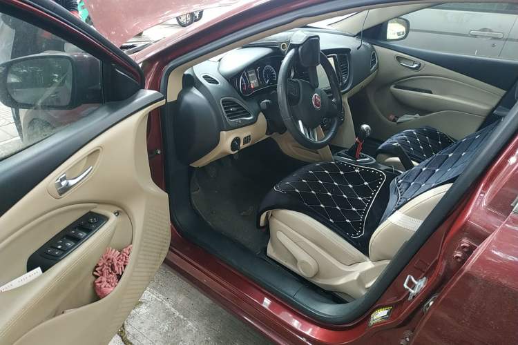 Used Fiat Viaggio 2012 1.4T Manual Enjoyment Edition