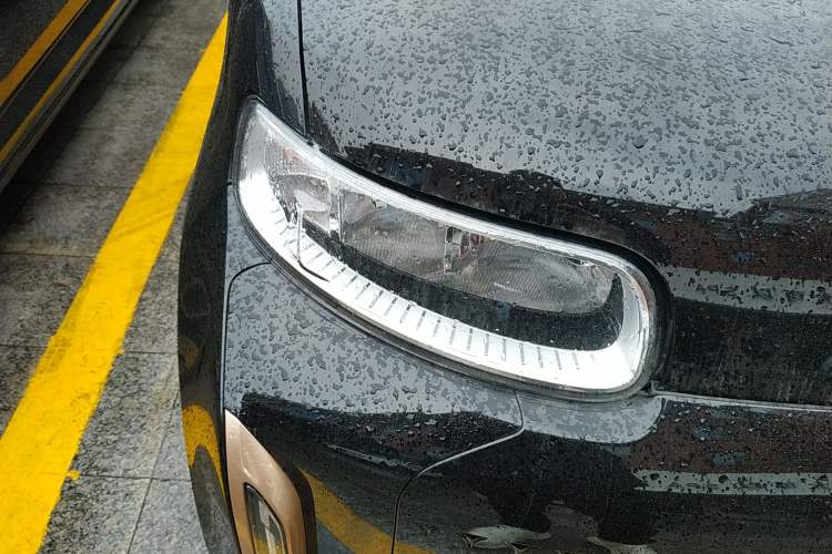 Used ORA White Cat 2022 Xiao Yean Cat Edition 360km Deluxe Model Ternary Lithium
