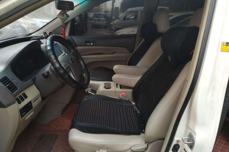 Used BYD M6 2013 2.0L Manual Comfort Edition
