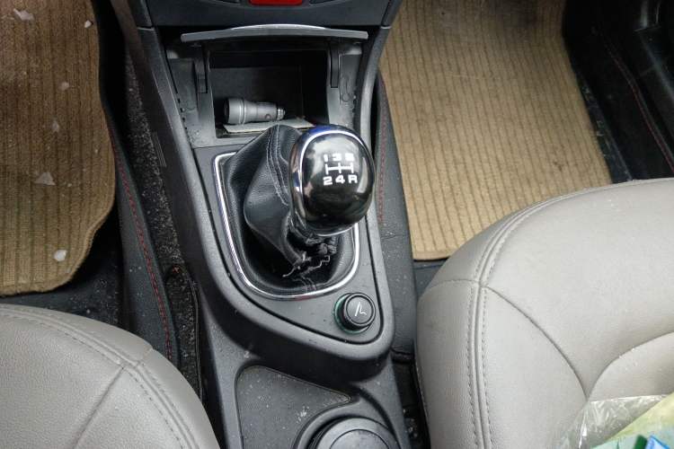 Used Dongfeng Aeolus H30 2011 CROSS 1.6L Manual Zunyi Model
