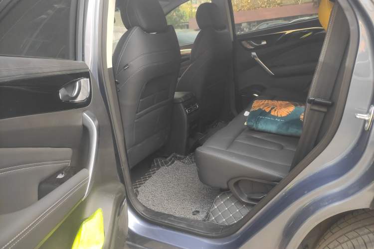 Used JETOUR X90 2020 1.6T DCT Shadow Edition 7-Seater