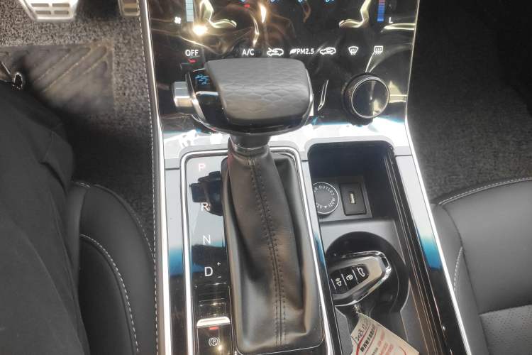 Used JETOUR X90 2020 1.6T DCT Shadow Edition 7-Seater