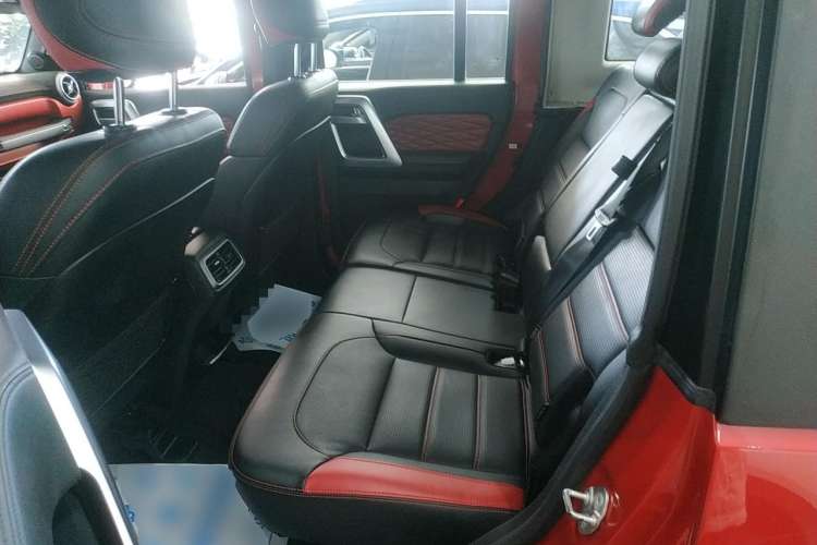 Used BAIC Off-Road BJ40 2020 2.0T Automatic Two-Wheel Drive Urban Hunter Edition Chivalrous Type
