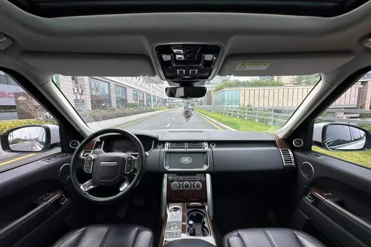 Used Land Rover Range Rover 2017 3.0 SC V6 Vogue