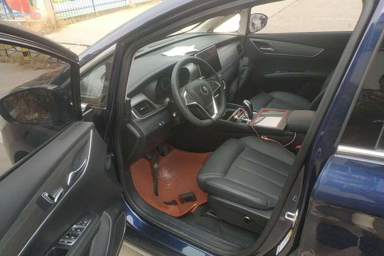 Used BYD Song MAX New Energy 2019 DM 1.5T Smart Connect Advanced 6-Seater China VI Standard