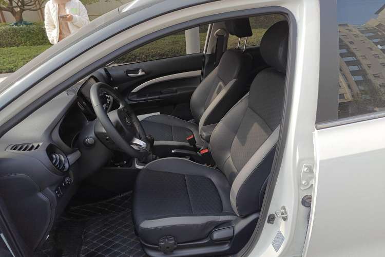 Used Kia kx1 Stonic 2019 1.4L Manual Fun Edition China VI Standard
