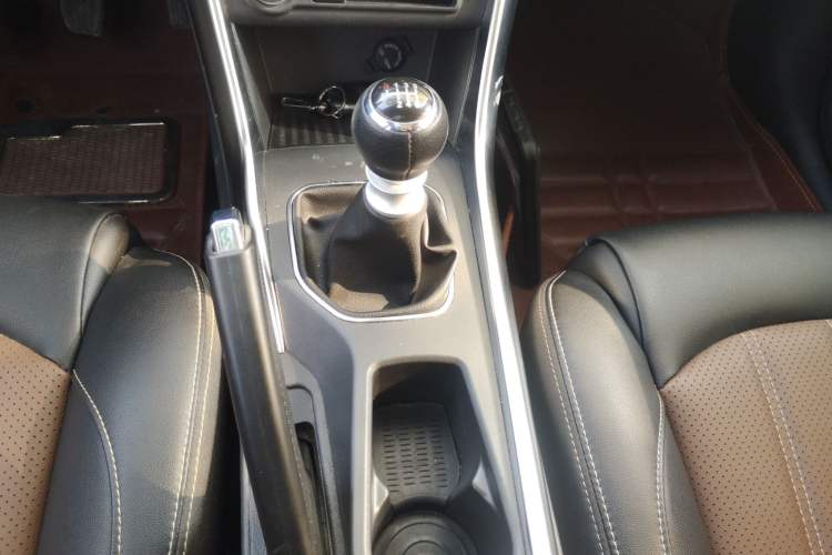 Used BYD Song 2016 Gaishi Edition 1.5TI Manual Haoya Model