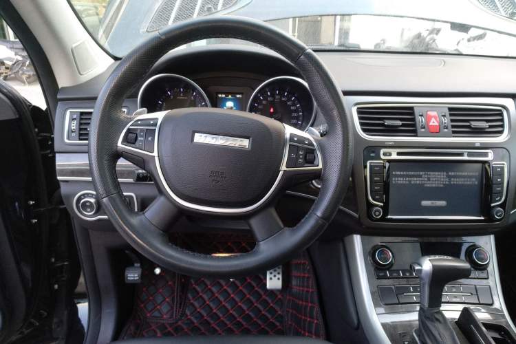 Used Haval H8 2015 2.0T Two-Wheel Drive Comfort Version