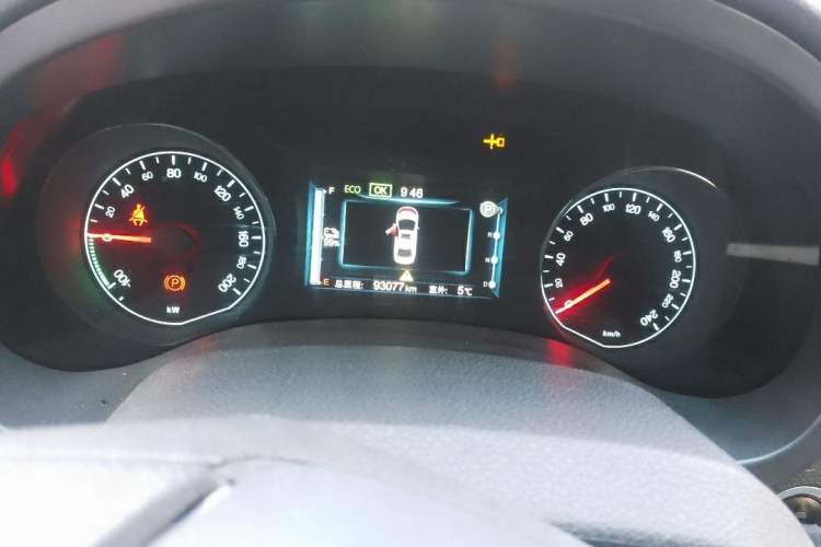 Used BYD e5 2017 300 Prestige Edition
