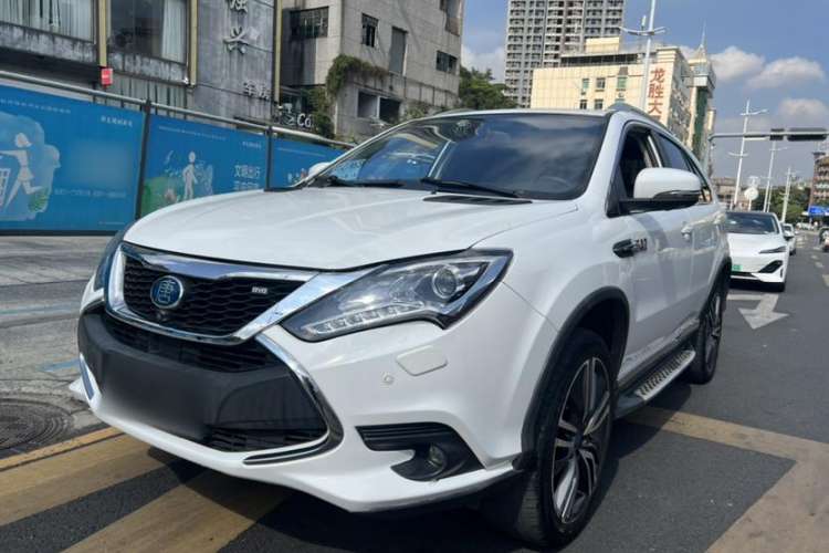 Used BYD Tang New Energy 2017 2.0T All-Wheel Drive Hyatt Model