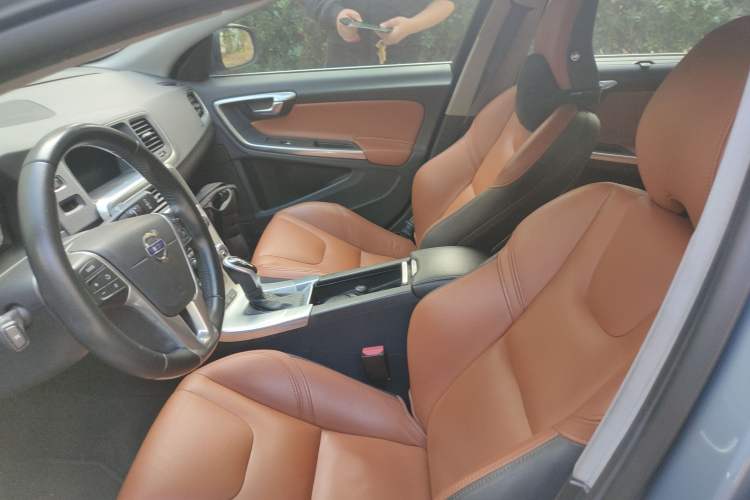 Used Volvo S60 New Energy 2015 S60L E-Drive Hybrid T6 Smart Drive Edition Left Front Seat